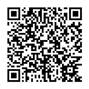 再着说这少女又是打抱不平出手阻拦这些人围攻白冰儿和轩辕诗画二维码生成