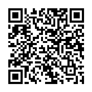 再说京城的市长恐怕一点儿都不会叼个军区司令的二维码生成