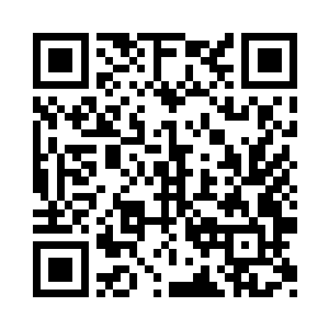 冥血魔刀带着黑色的刀芒猛地往上一撩二维码生成