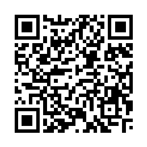 冯利宏先是做好了一个防守的架式二维码生成