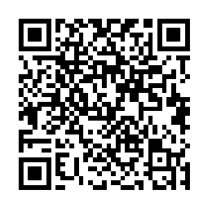 冲浪最好的浪形以中间崩溃往两边斜面推进的海浪最好二维码生成
