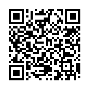 冷千羽就将自己旁边的男孩介绍给二人二维码生成