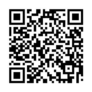 冷轩只觉一柄巨锤重重的砸在自己的心头二维码生成