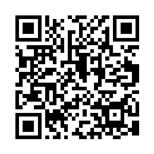 凌云轻轻地揽着庄美凤曼妙纤细的水蛇腰二维码生成