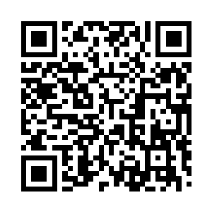 凌厉的目光扫向下面坐在椅子上的大臣们二维码生成