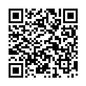 凌小依走到门外不远处的茶几前面坐下二维码生成