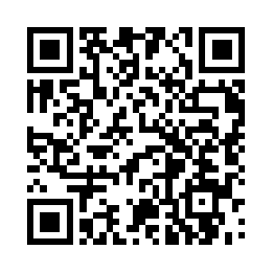 凌菲过去大火塘那里跟风他们说话去了二维码生成