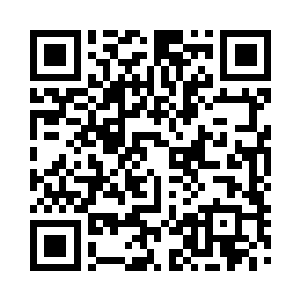 凌菲还没来得及动作脸就被龙战用手给罩住了二维码生成