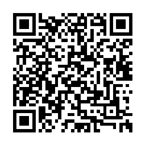 凌蘭就看到谢宜在洛浪身后对她穷做手势与表情二维码生成