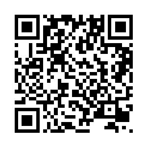 凌蘭顺手接过谢宜殷勤递来的毛巾二维码生成