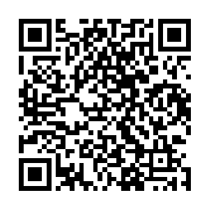 几个人又围着这个地方那个转了几圈之后就离开了这个地方二维码生成