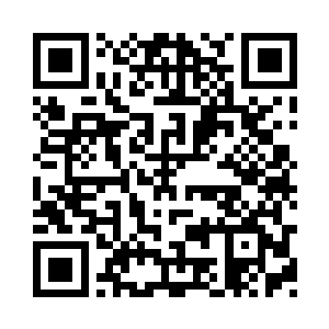 几个人每人抱着几瓶酒回到了客厅里二维码生成