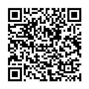 几个兵士也取来了金创药和一些作为绷带用的布匹二维码生成