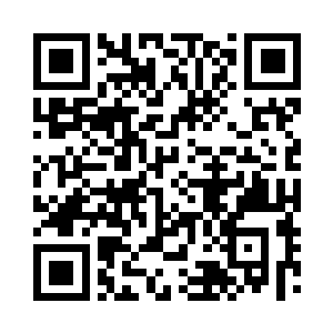 几乎反射性地就拿出丝帕先蒙住小奶娃的眼睛二维码生成