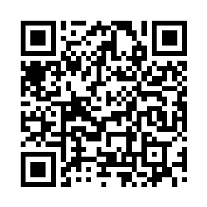 几乎是不假思索的抬手捧起苏燕青下颌二维码生成