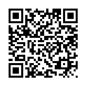 几人醒来之后便开始跟着杨开赶路二维码生成