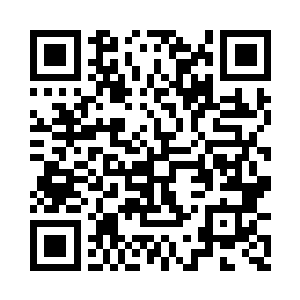 几位身着白色衣裙的美女也是缓缓的登台了二维码生成