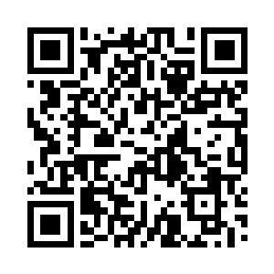 几名浑身都笼罩在黑袍中的神王正并肩而立二维码生成