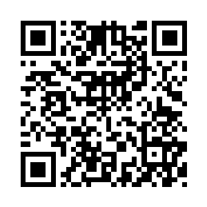 凤冠霞帔的天妃被人扶上了凤楼宝辇二维码生成