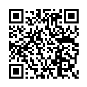 凤小熊捏着鼻子忍受着那几乎令人窒息的臭味二维码生成