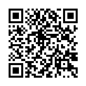 凤瑾元也伴着康颐和茹嘉一块儿往这边走二维码生成