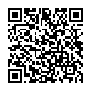凤羽珩觉得自己对长成这样的男人一点抵抗力都没有二维码生成