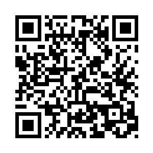 凤血枪的枪杆结结实实的点在黑盐的背脊上二维码生成