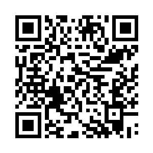 凯瑟琳和露塔母亲再次见到了警官迈克尔二维码生成