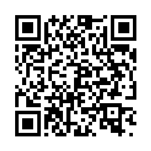 出现在眼前的是曾经的四个初中同学二维码生成