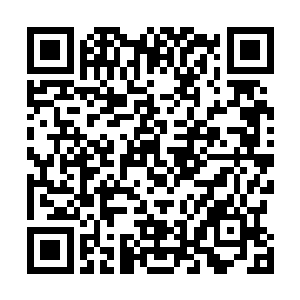 出现在门外的是之前跟着程珈澜一起来过化妆间的顾特助二维码生成
