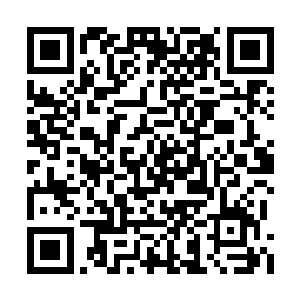 刀子带着呼呼的风声朝着柳逸尘的后心刺了过去二维码生成