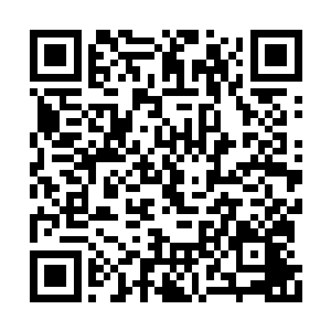 分别朝着两个塔台上连续发射了两枚高爆火箭弹二维码生成