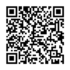 分布在无定星域各大矿区的四十二艘超巨型星海采矿船上二维码生成