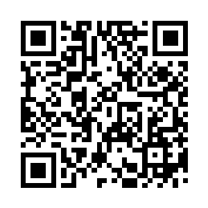 刘宇的手掌直接甩在了狗腿子青年的脸上二维码生成