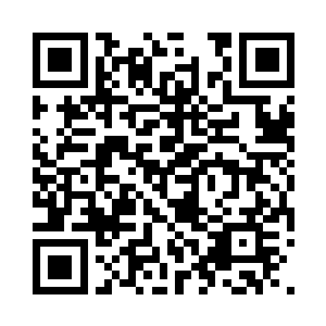 刘师师和赵丽影穿着一身古装就跑了过来二维码生成