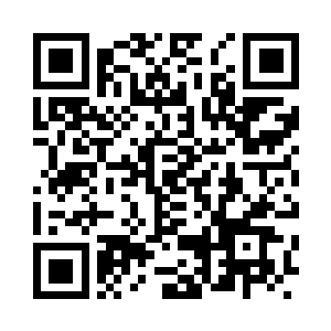 刘海下一双灵动乌黑的大眼活力四射二维码生成