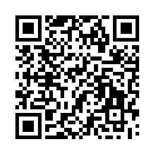 刘范和刘诞小心翼翼跟随着皇帝答话二维码生成