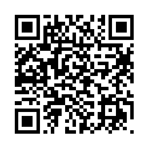 刘萱闻言抬头瞧她眼中有着欣赏之意二维码生成