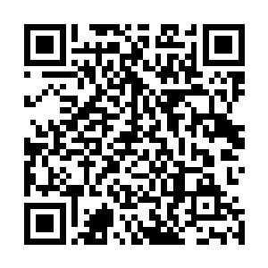 则是用来制作一个能够自动在羽箭之上镌刻粒子矩阵的机器二维码生成