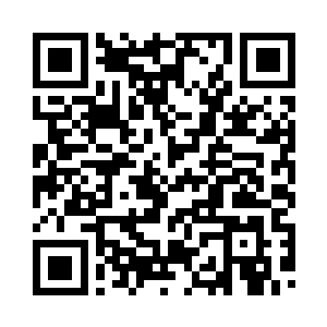 刚出门我就从雅文手里拿过了书包二维码生成