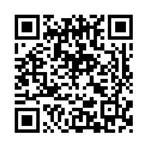 刚刚把袋子拿出来的男人闻言脸一板二维码生成