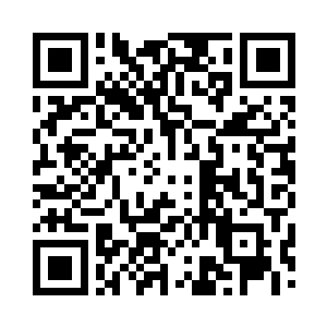 刚刚送完一批修士到门口的苦烟正转过身来二维码生成