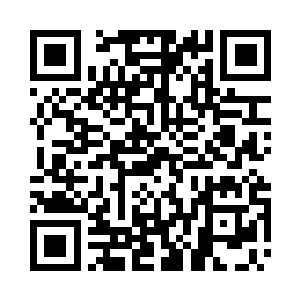 刚哭过红通通的眸子紧紧地注视着他二维码生成