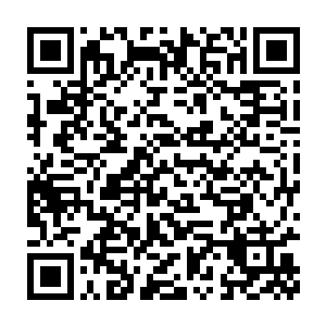 刚想开车溜走的芝安市矿业公司老总范怀宇也被设卡的交警给拦了下来二维码生成