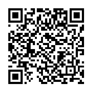 刚才他买三张就是因为他看到了那张八百奖金的那张二维码生成