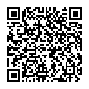 刚才出现过那团像雾气像烟霭又像是火焰的黑色物体再度钻了出来二维码生成