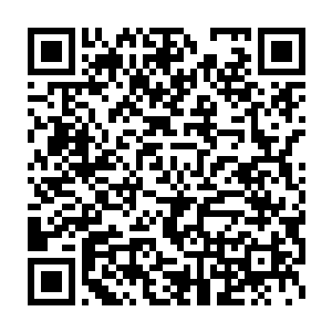 刚才游四方使出来的剑诀似乎和当初自己见到的日月当空很是不同二维码生成