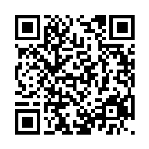 刚才被这位李大小姐弄的狼藉一片的房间二维码生成