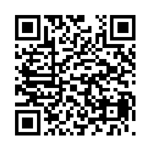 刚才这个男人就把她们欺负的不要不要的二维码生成