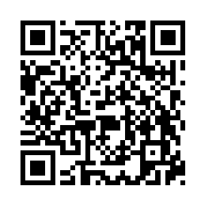 刚才这把匕首分明是师兄在那尸体上找到的二维码生成